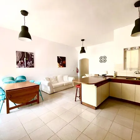 Lidda Butts Annex
